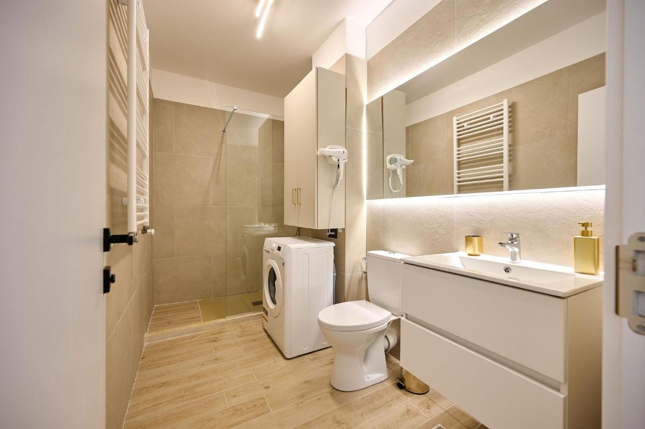 Seaview Luxury Studio In Infinity Beach Resort Мамая Екстериор снимка