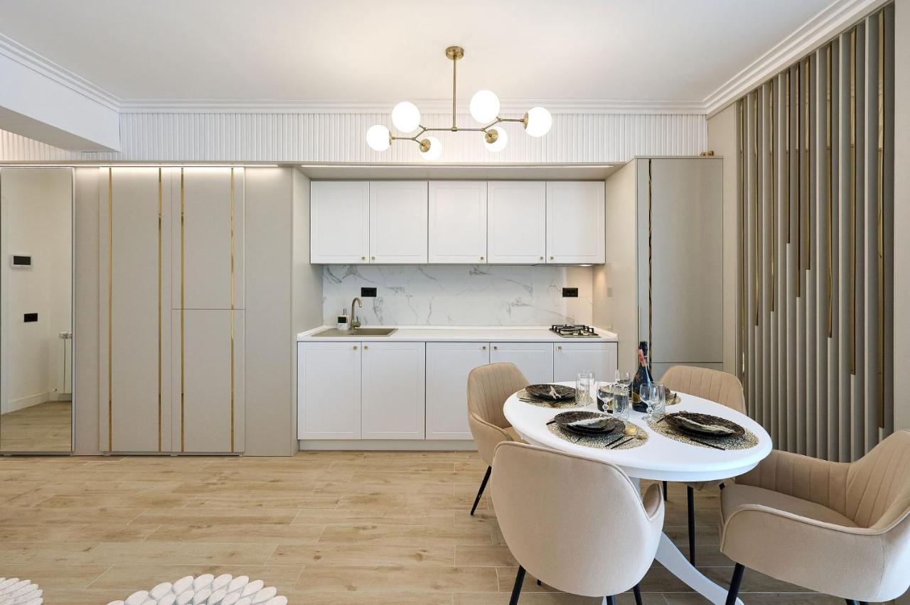 Seaview Luxury Studio In Infinity Beach Resort Мамая Екстериор снимка