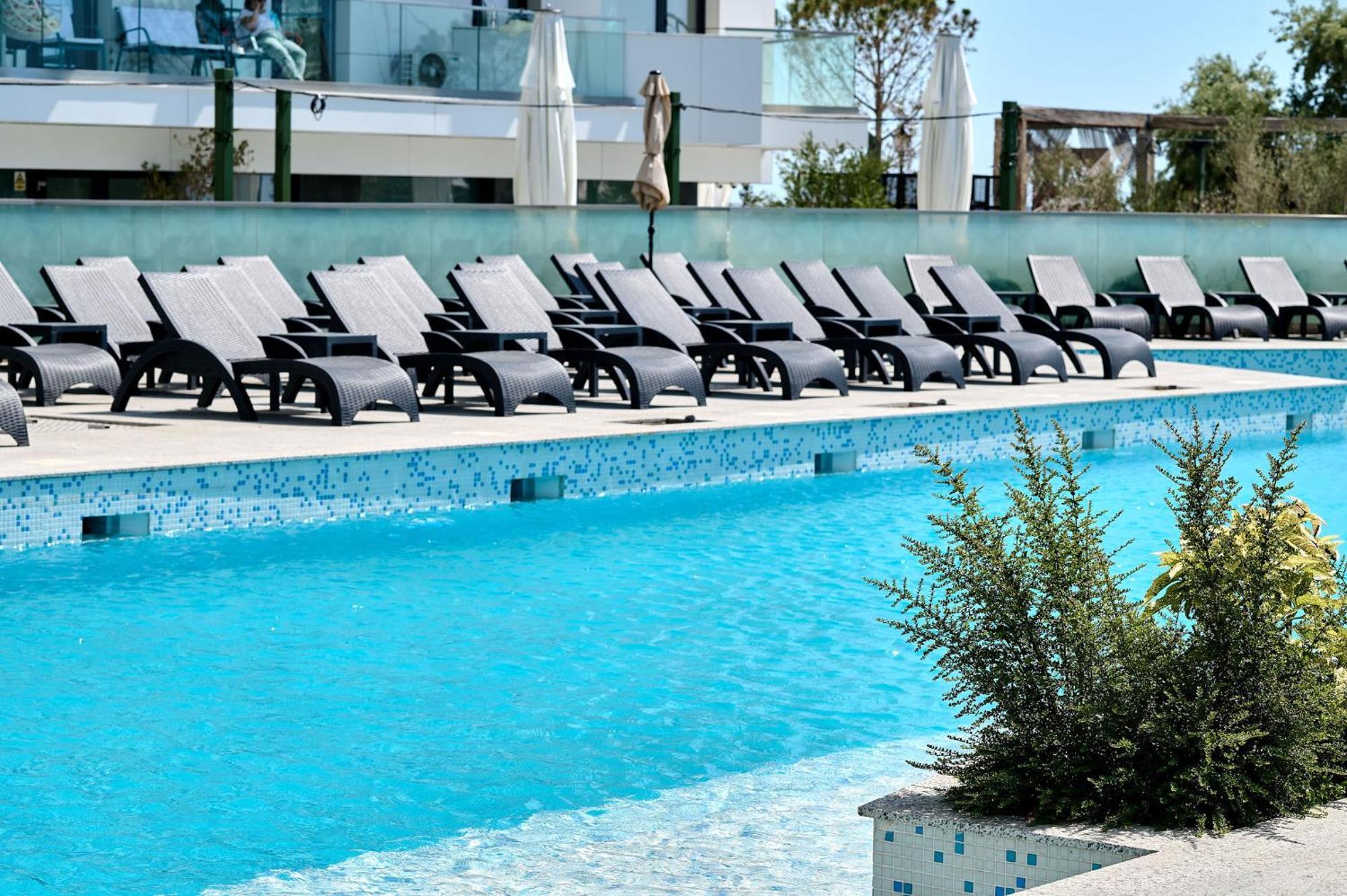 Seaview Luxury Studio In Infinity Beach Resort Мамая Екстериор снимка